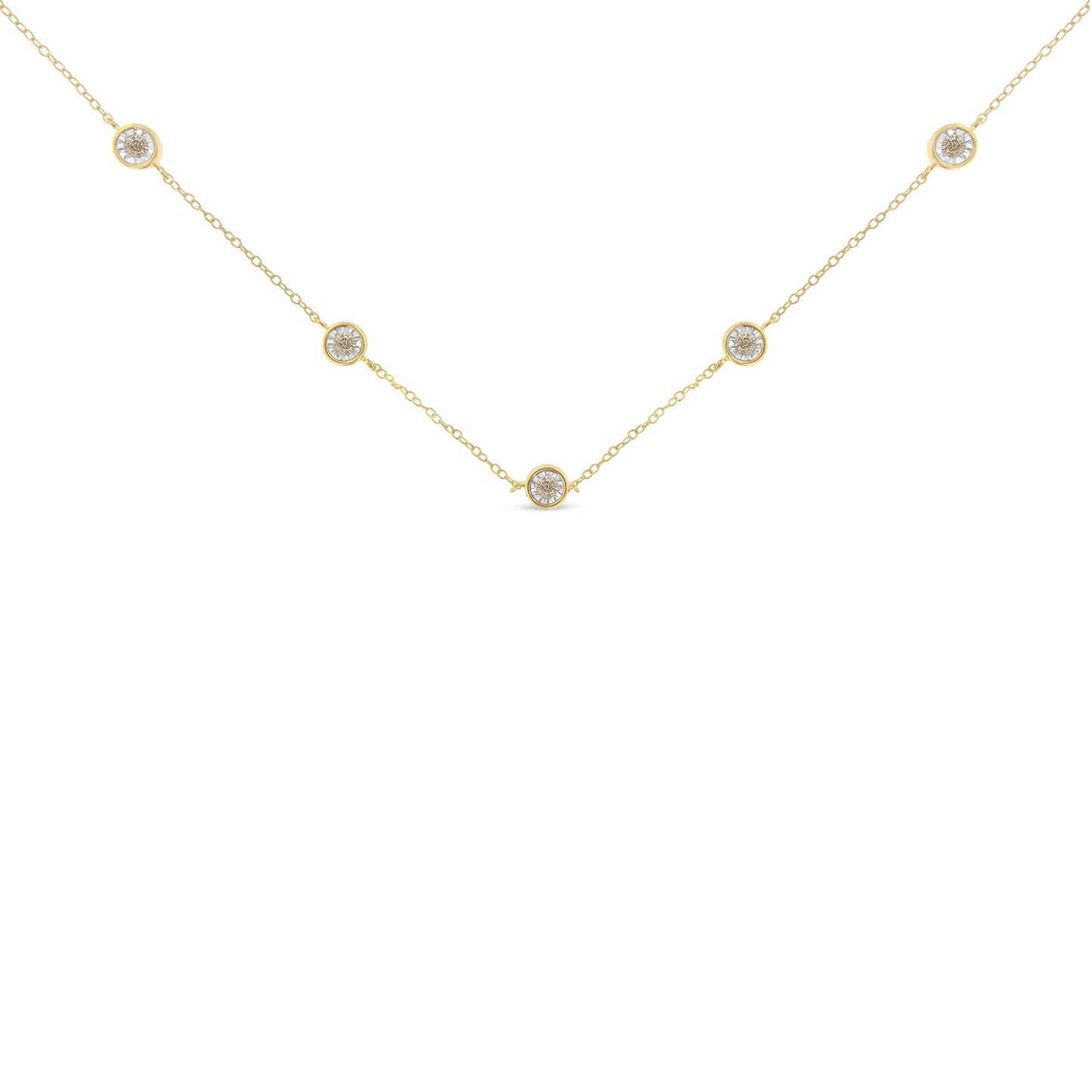 Collar de plata de ley chapado en oro amarillo con diamantes (1/2 cttw, color K-L, claridad I2-I3)