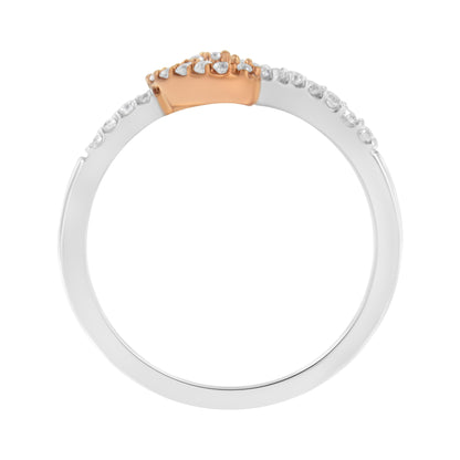 Anillo de cóctel de oro de dos tonos de 10K con corazón de diamante (1/5 Cttw, color H-I, claridad I1-I2) - Talla 6-1/2