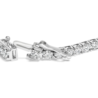 Pulsera de tenis de 7" de oro blanco de 14K con diamantes cultivados en laboratorio de 7.0 cttw engastados con 4 puntas
