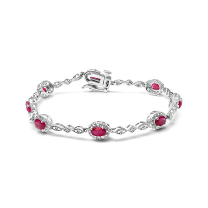 Pulsera de eslabones de rubí ovalado y diamantes de oro blanco de 10K de 4.5mm x 3mm (Color H-I, Claridad SI1-SI2) - Tamaño 7"