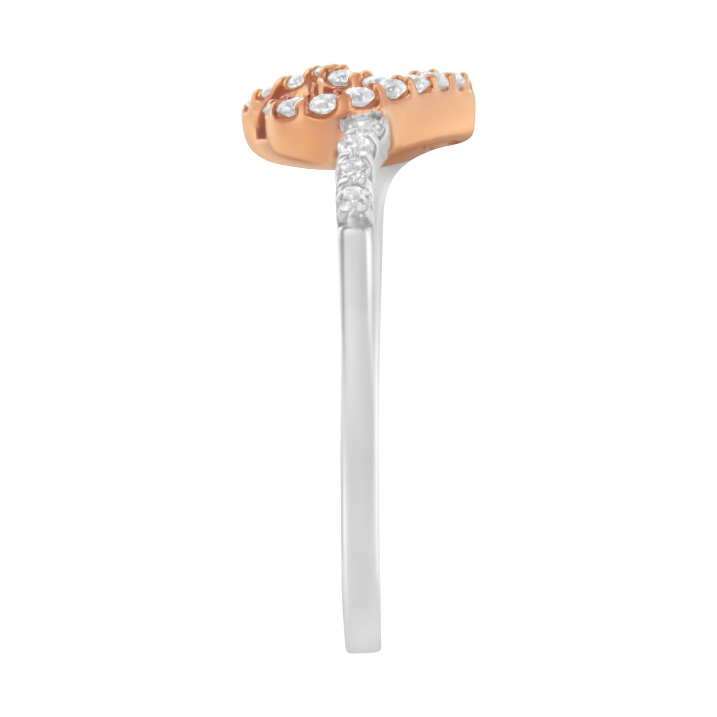 Anillo de cóctel de oro de dos tonos de 10K con corazón de diamante (1/5 Cttw, color H-I, claridad I1-I2) - Talla 6-1/2