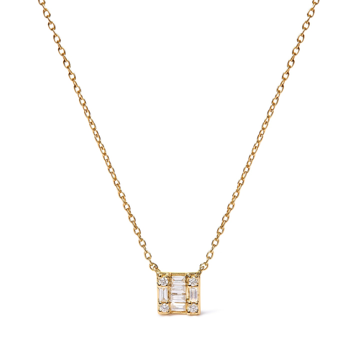 Collar con colgante cuadrado de oro amarillo de 10K y 1/10 Cttw de diamantes redondos y baguette de talla compuesta en mosaico de 18 pulgadas (color H-I, claridad I1-I2)