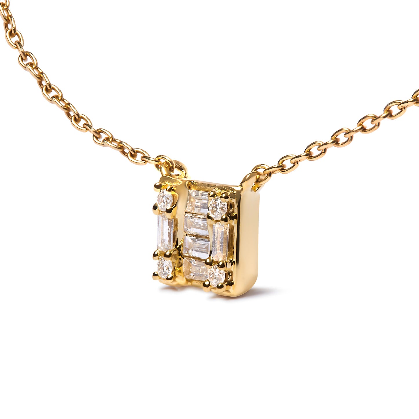 Collar con colgante cuadrado de oro amarillo de 10K y 1/10 Cttw de diamantes redondos y baguette de talla compuesta en mosaico de 18 pulgadas (color H-I, claridad I1-I2)