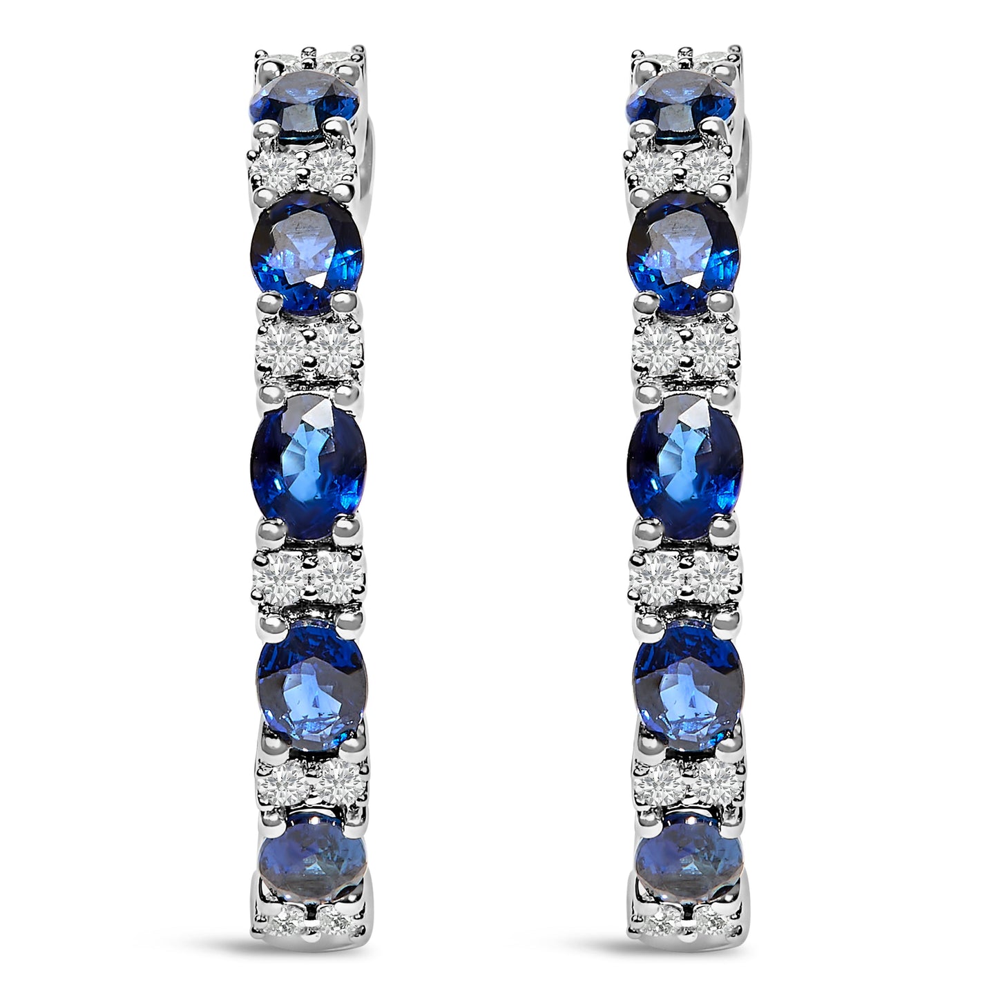 Pendientes de aro alternos de oro blanco de 14 quilates con zafiro azul ovalado de 4x3 mm y diamante de 1/4 Cttw (color I-J, claridad SI2-I1)