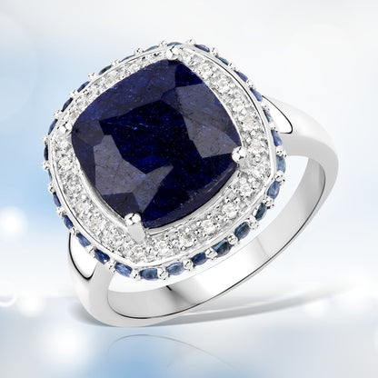 Anillo de plata esterlina .925 con zafiro teñido de 6.46 quilates, zafiro azul y topacio blanco