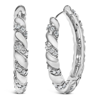 Aretes de aro de oro blanco de 14 K con diseño de remolino de diamantes creados en laboratorio de 1 1/5 Cttw, 1 pulgada (color F-G, claridad VS1-VS2)