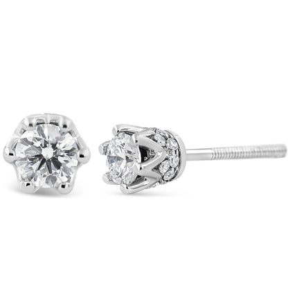 Pendientes de oro blanco de 14 quilates con diseño de corona y diamante redondo de 1/2 quilate (color I-J, claridad I1-I2)