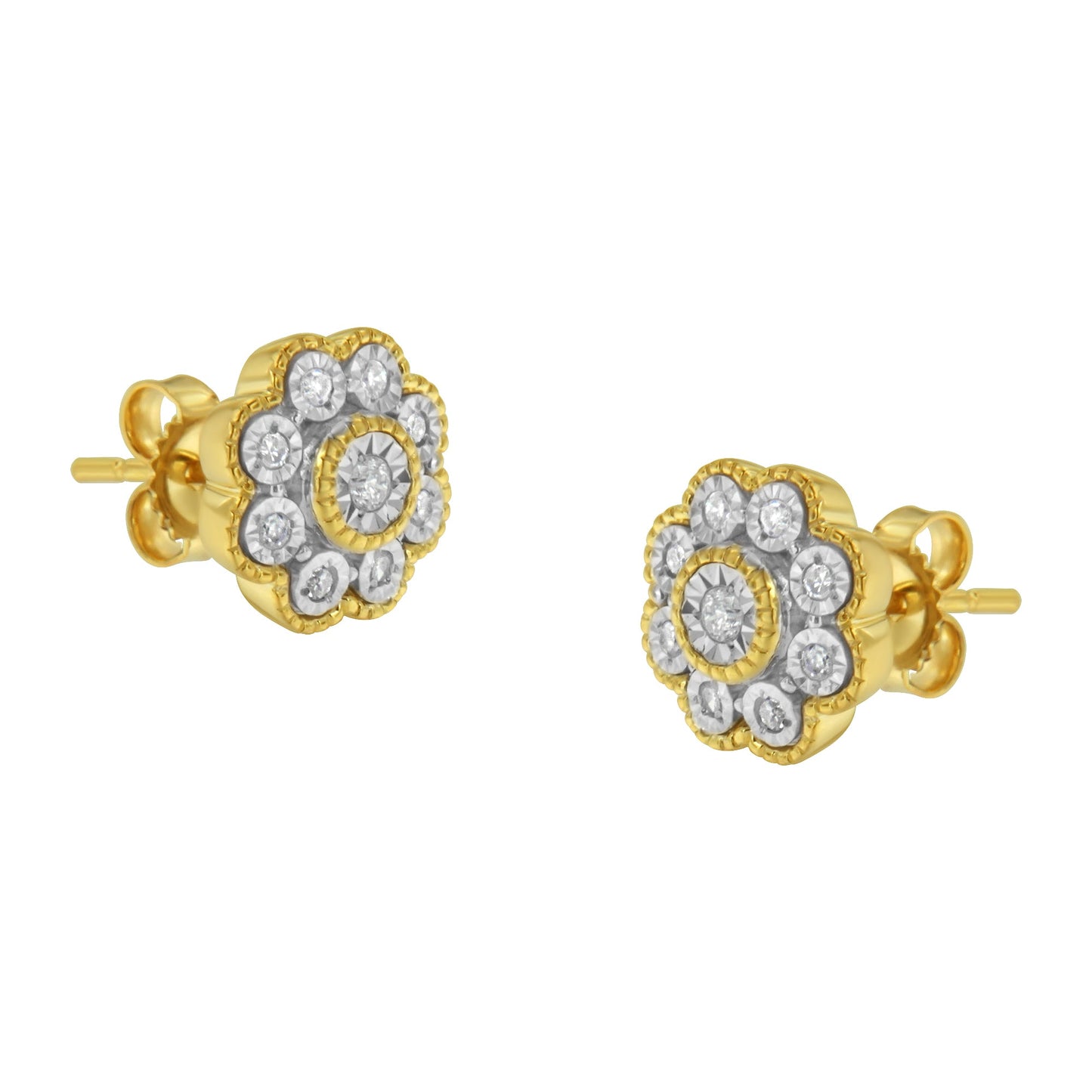 Pendientes de botón florales de diamante engastados en placa milagrosa de 1/6 Cttw de plata de ley .925 chapada en oro amarillo de 14 quilates (color I-J, claridad I2-I3)