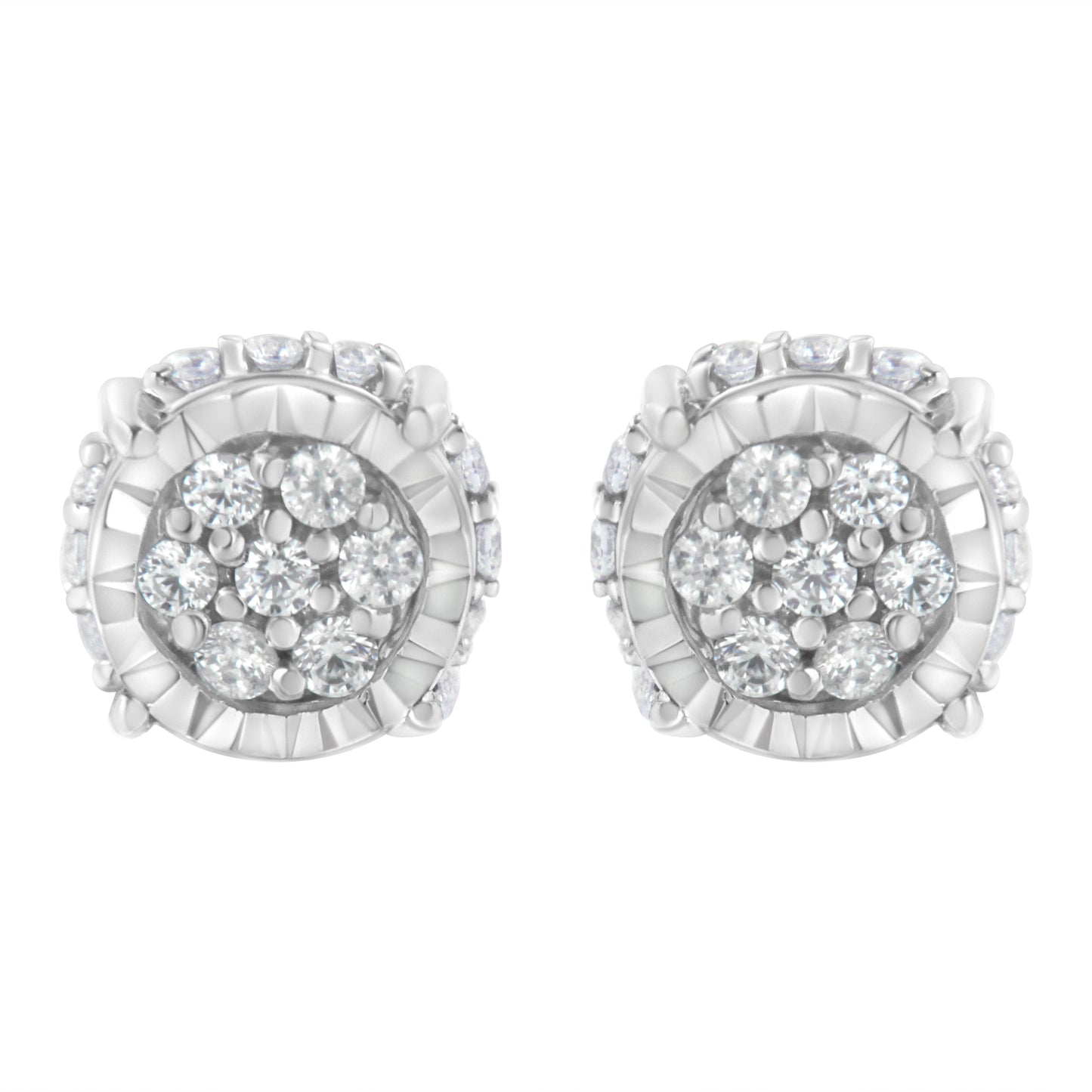 Pendientes de tuerca florales de plata de ley .925 con diamantes de talla redonda de 1/3 cttw (Claridad I-J, Color I3)