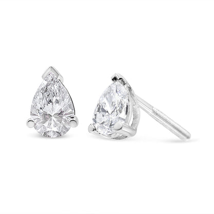 Pendientes de botón solitarios con diamantes cultivados en laboratorio en forma de pera de 1/2 quilate en oro blanco de 14K (color F-G, claridad VS2-SI1)