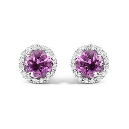 Pendientes de oro blanco de 10K con amatista morada y halo de diamantes de 1/6 Cttw