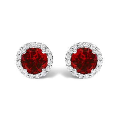 Pendientes de oro blanco de 10K con amatista morada y halo de diamantes de 1/6 Cttw