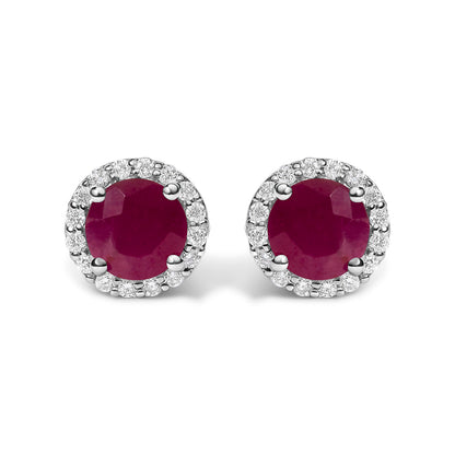Pendientes de oro blanco de 10K con amatista morada y halo de diamantes de 1/6 Cttw