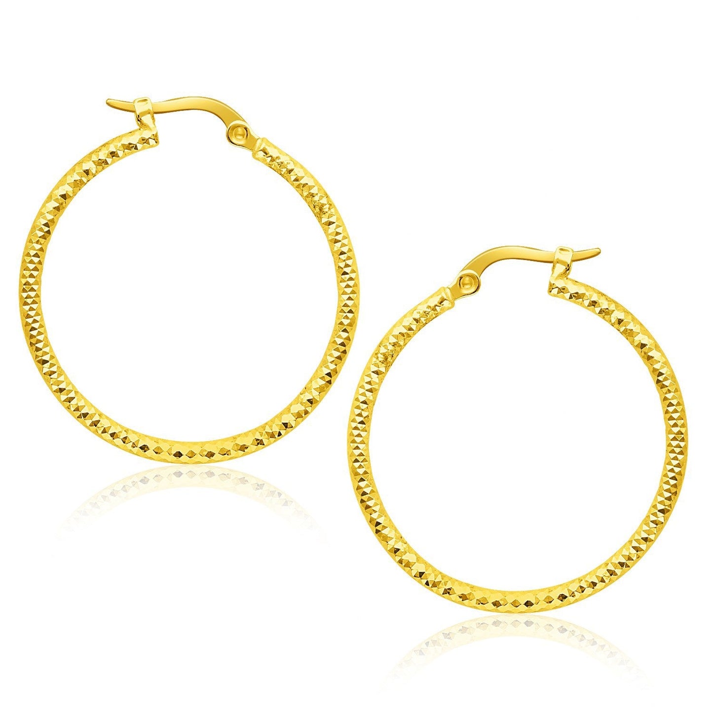 Pendientes de aro redondos de tubo con textura en oro amarillo de 14k
