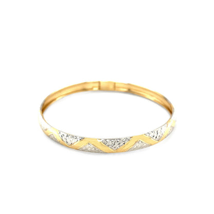Brazalete de oro bicolor texturizado estilo zigzag de 10k