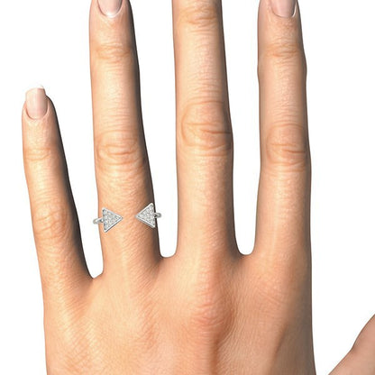 Anillo abierto de oro blanco de 14k con punta de flecha y diamantes (1/5 cttw)