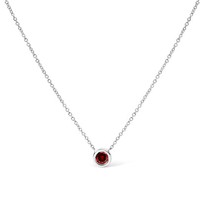 Collar con colgante solitario de oro blanco de 14 quilates, diamante rojo cultivado en laboratorio de 1/2 quilate, engaste biselado, 45,7 cm (color rojo, claridad VS1-VS2)