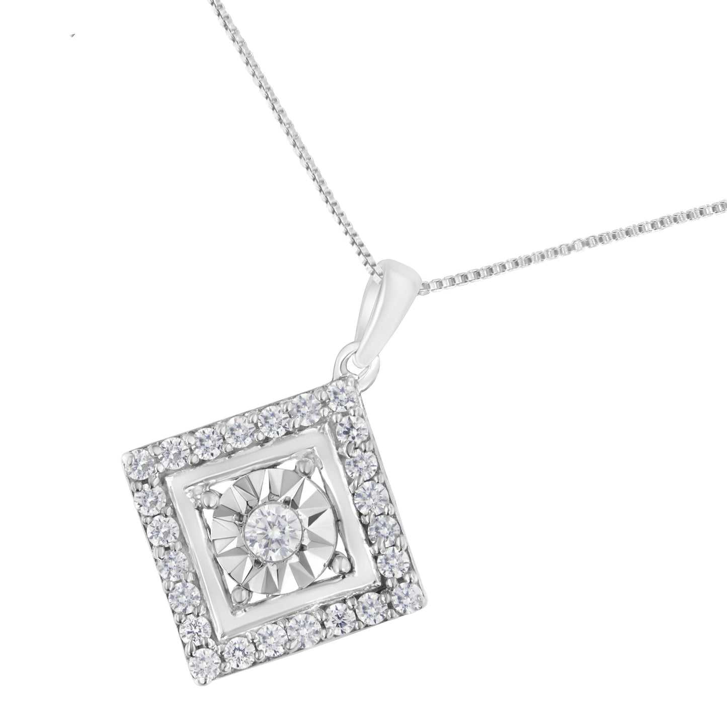 Collar con colgante cuadrado de oro blanco de 10 qt con diamantes de 1/2 TCW (color I-J, claridad I2-I3)