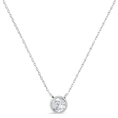 Collar con colgante de oro blanco de 14K con diamante de laboratorio de 1/2 ct. engastado en bisel moderno de 40.64 cm - 45.72 cm (color F-G, claridad VS2-SI1)