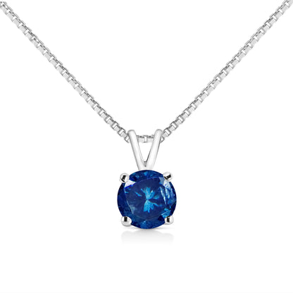 Collar con colgante de oro blanco de 14K con diamante azul de laboratorio de talla brillante redonda de 1/4 Cttw, solitario de 4 puntas (color azul, claridad VVS2-VS1) - 18"