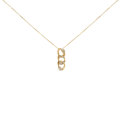 Collar con colgante de 18 pulgadas, de oro amarillo de 14K sobre plata de ley .925, con aros triples asimétricos entrelazados y diamantes de 1/6 Cttw (color H-I, claridad I1-I2)