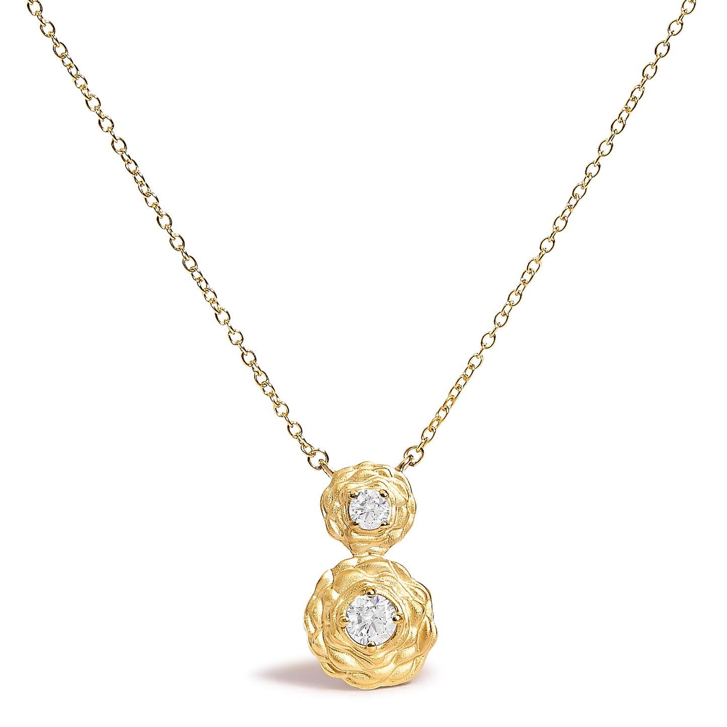 Collar con colgante de rosa de oro amarillo de 14 quilates laminado sobre plata de ley con diamante cultivado en laboratorio de 0,5 quilates
