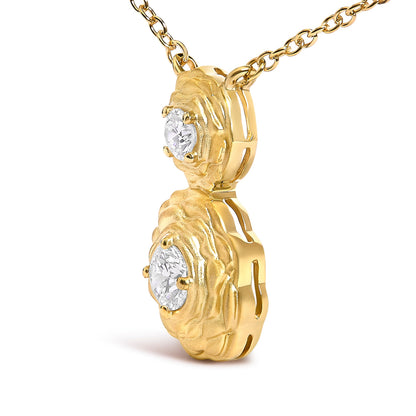 Collar con colgante de rosa de oro amarillo de 14 quilates laminado sobre plata de ley con diamante cultivado en laboratorio de 0,5 quilates