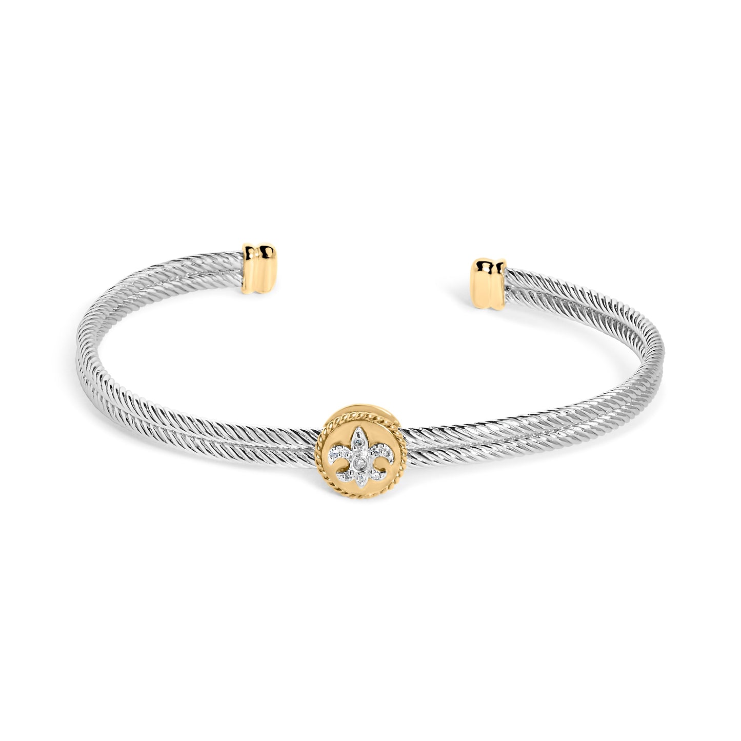 Brazalete de oro amarillo de 18K con baño de plata esterlina .925 con detalles de diamante y medallón de flor de lis (color I-J, claridad SI1-SI2) - 7.25 pulgadas