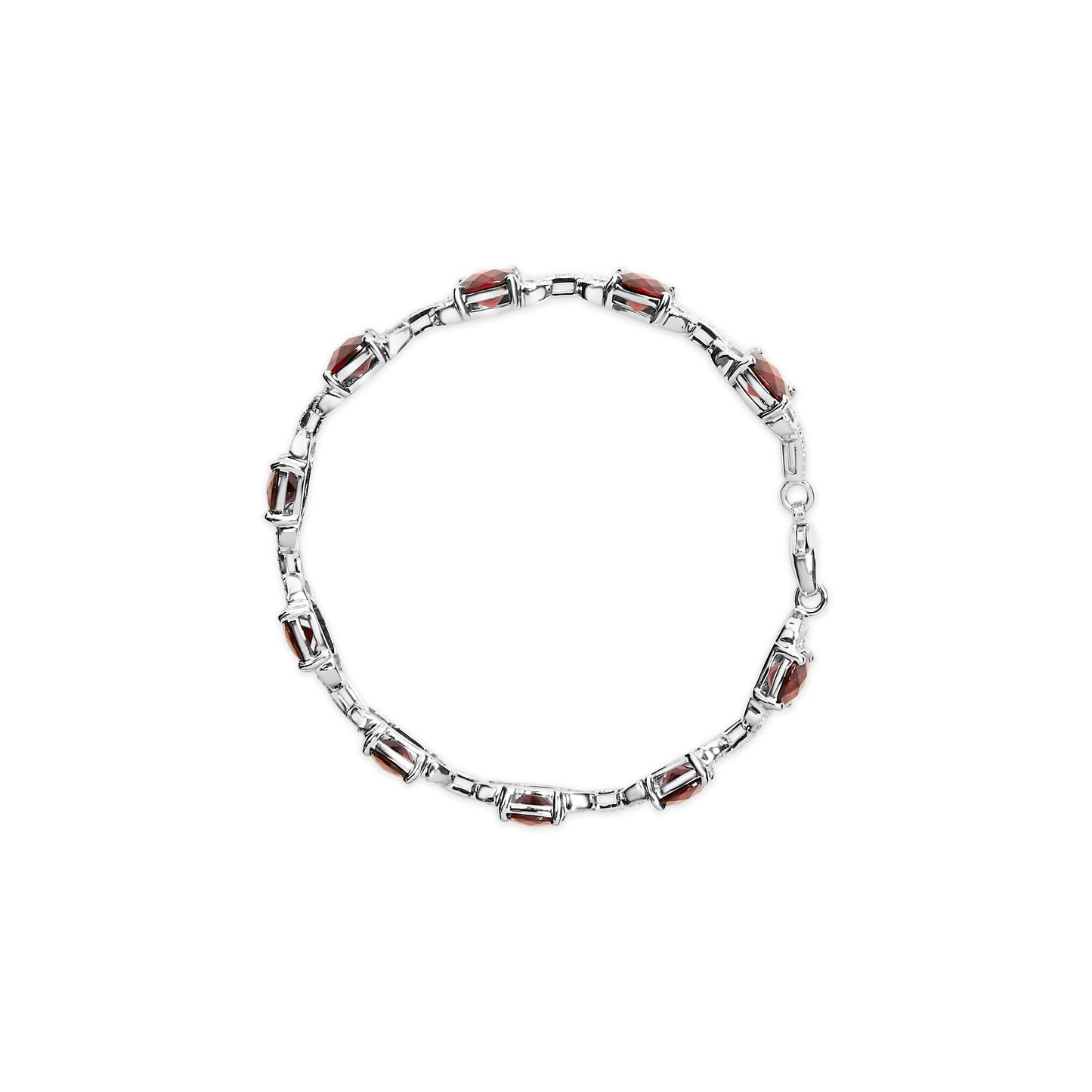 Pulsera de eslabones tipo tenis de moda de plata de ley .925 con granate rojo de cojín a cuadros de 7x7 mm y acentos de diamantes (color I-J, claridad I1-I2) - Tamaño 7 pulgadas