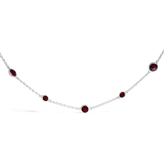 Collar con Estaciones de Granate Rojo con Corte de Damero de Plata Esterlina .925 Engastadas en Bisel - 22 Pulgadas