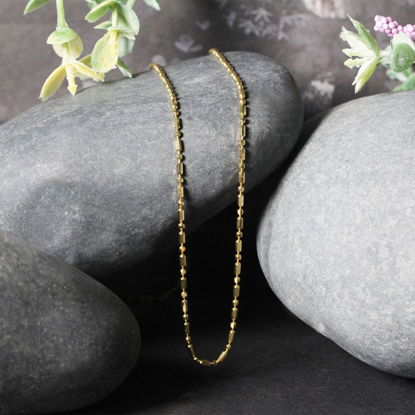 Cadena de Oro Amarillo de 14k con Cuentas Alternas Talladas con Diamante de 1.5mm