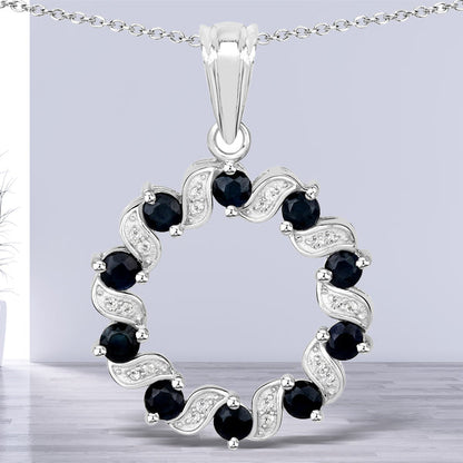 Colgante de plata de ley .925 con zafiro azul genuino de 1.30 quilates y topacio blanco