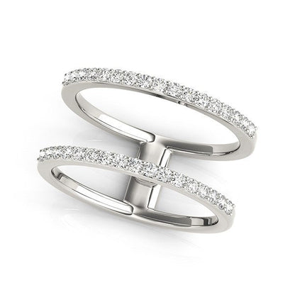 Anillo de doble banda de oro blanco de 14k con diamantes (1/3 de quilate en total)