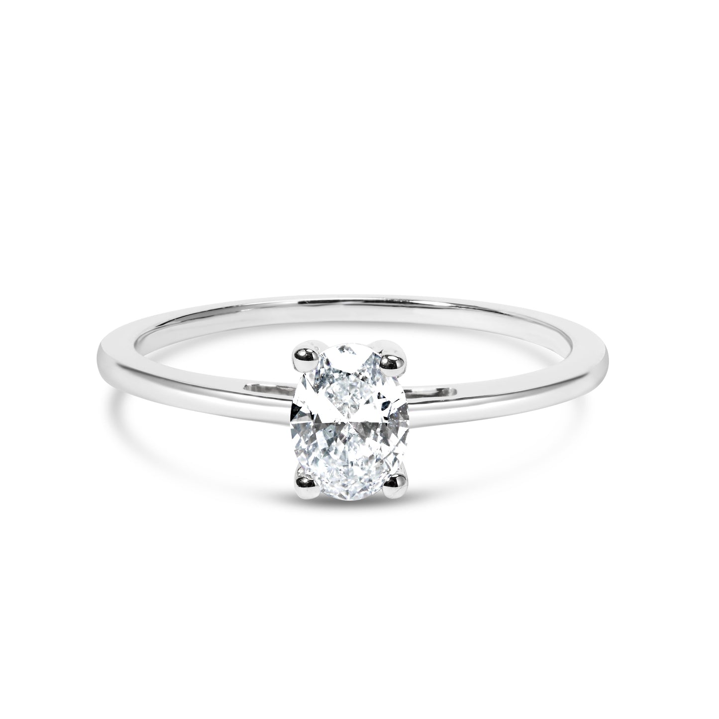 Anillo de compromiso solitario de oro blanco de 14K con diamante de laboratorio ovalado de 1/2 quilate de peso total y 4 puntas (color F-G, claridad VS2-SI1) - Talla 7