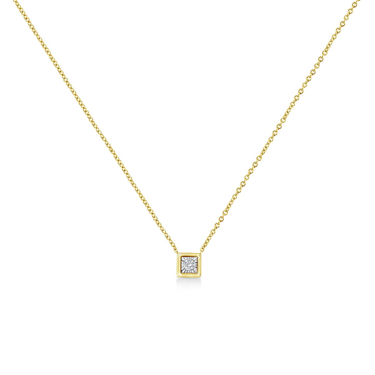 Collar con colgante cuadrado de 45,72 cm de oro amarillo de 10 K enchapado en plata de ley .925 con 1/10 quilates de diamante redondo en engaste de ilusión (color K-L, claridad I2-I3)