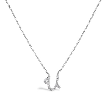 Collar con colgante con acento de diamante en oro blanco de 10K con inicial "A" estilo cursiva