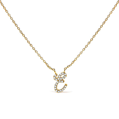 Collar con colgante con acento de diamante en oro blanco de 10K con inicial "A" estilo cursiva