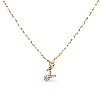 Collar con colgante con acento de diamante en oro blanco de 10K con inicial "A" estilo cursiva