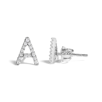 Pendiente de botón con la inicial "A" de diamante de 1/10 quilates de oro blanco de 10 quilates
