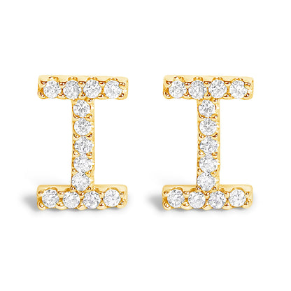 Pendiente de botón con la inicial "A" de diamante de 1/10 quilates de oro blanco de 10 quilates
