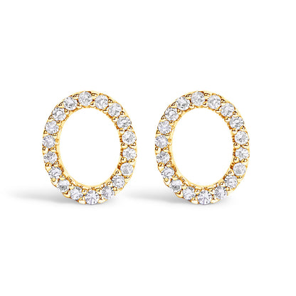 Pendiente de botón con la inicial "A" de diamante de 1/10 quilates de oro blanco de 10 quilates