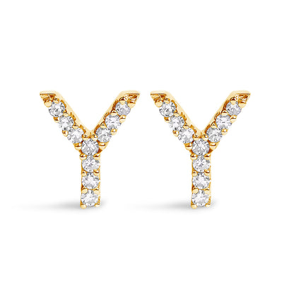 Pendiente de botón con la inicial "A" de diamante de 1/10 quilates de oro blanco de 10 quilates
