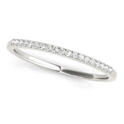Anillo de boda delgado de oro blanco de 14 quilates con diamantes redondos (1/4 quilate en total)