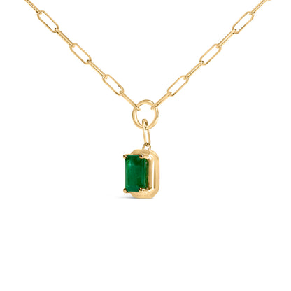Colgante solitario de esmeralda verde de 6x4 MM de talla esmeralda de oro amarillo de 10K - Cadena de 18 pulgadas