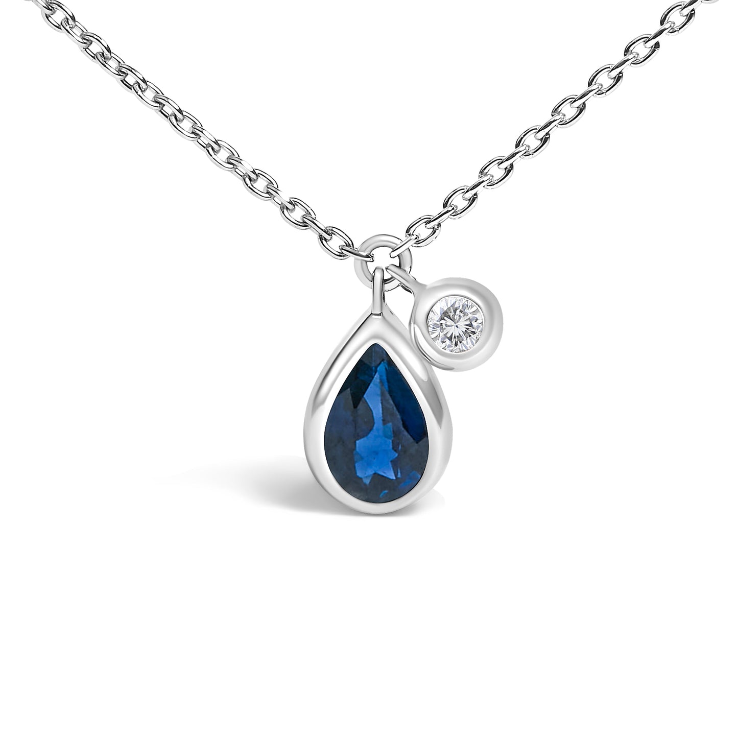 Collar con colgante de dije de zafiro azul pera de 6x4 mm y detalles de diamantes en oro blanco de 14 quilates - 18 pulgadas