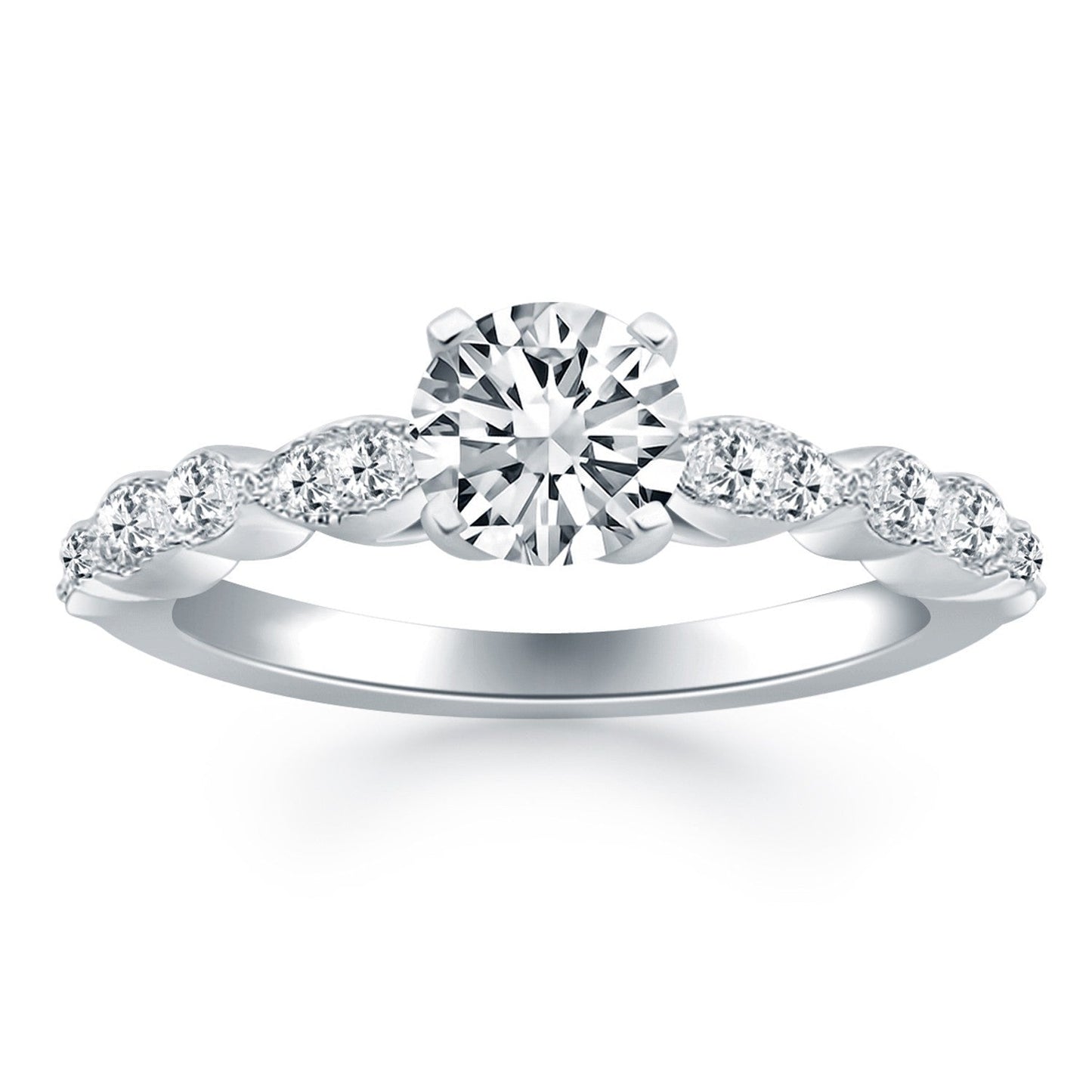 Anillo de compromiso de oro blanco de 14 quilates con diamantes de talla especial