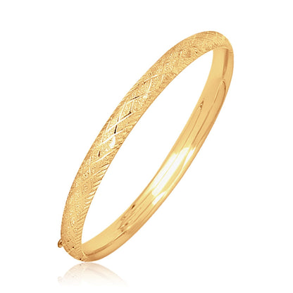Pulsera para niños de oro amarillo de 14k con diseño de corte de diamante motivo domo