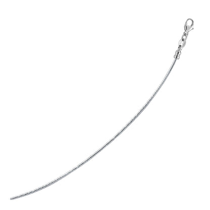 Collar de oro blanco de 14k con cadena Omega redonda