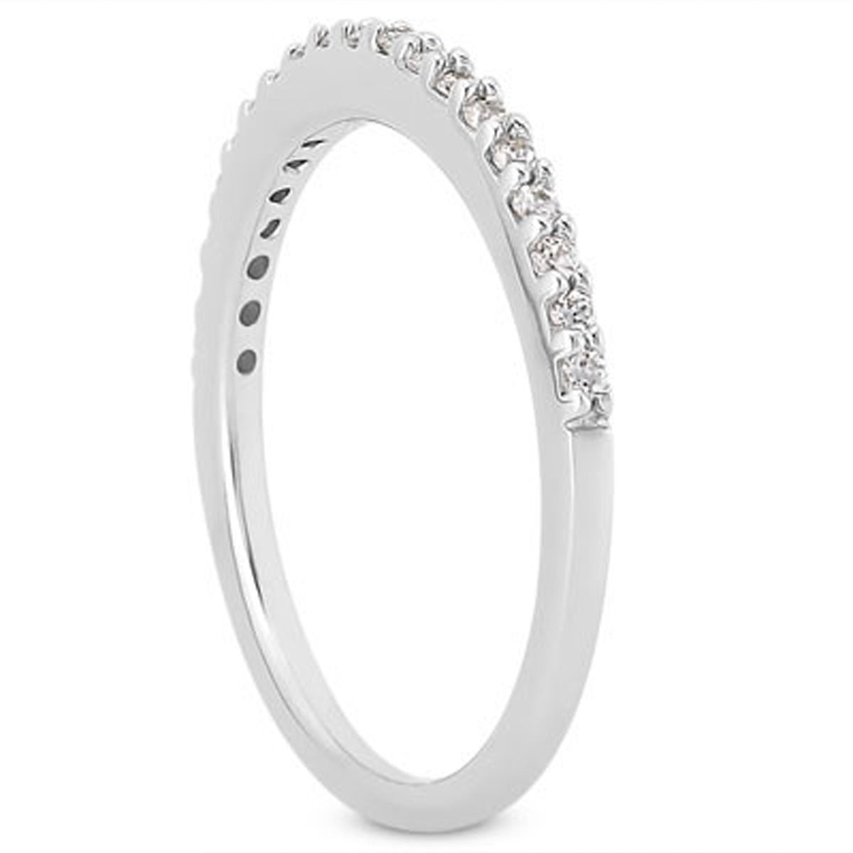 Anillo de boda de oro blanco de 14k con perfil delgado, diamantes y microincrustaciones