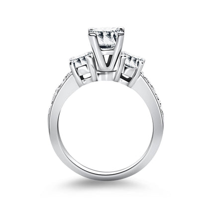 Anillo de compromiso de oro blanco de 14 quilates con tres piedras y banda de diamantes